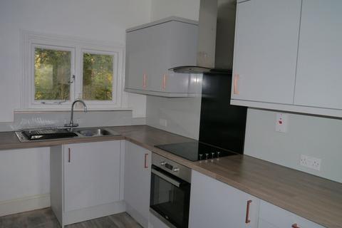 2 bedroom flat to rent, Rose Hill Crescent, Suffolk IP3