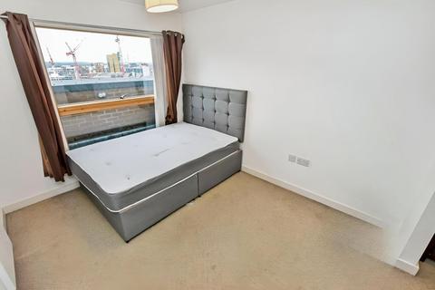 2 bedroom flat to rent, Jefferson Place, Fernie Street, Green Quarter, Manchester, M4