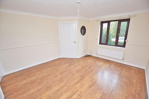 3 bedroom house to rent, Peverel Drive, Maidstone