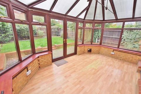 3 bedroom house to rent, Peverel Drive, Maidstone