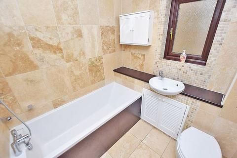 3 bedroom house to rent, Peverel Drive, Maidstone