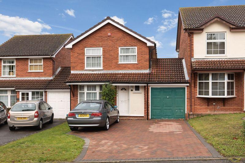 Hill Top, Tonbridge 3 bed link detached house £415,000