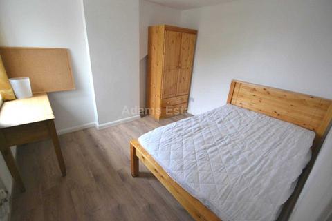 6 bedroom terraced house to rent, Norris Road, Reading