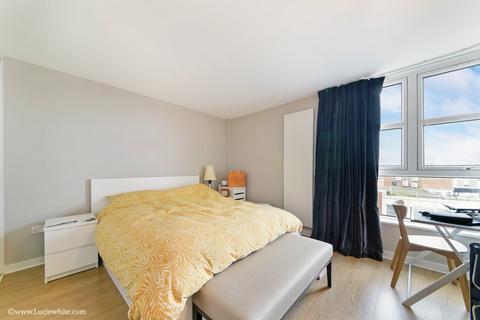 2 bedroom apartment to rent, Swish Apartments, Putney