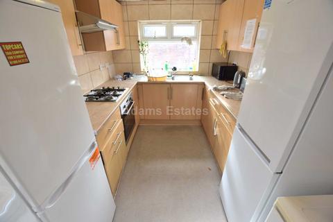 7 bedroom terraced house to rent, Addington Road, Reading