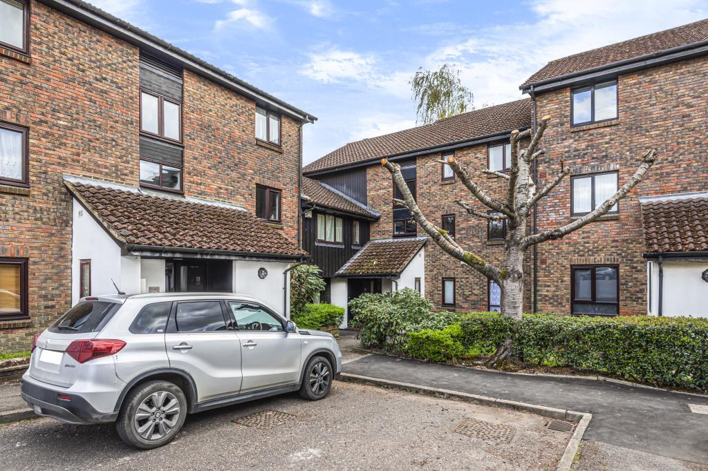 Talman Grove, Stanmore, HA7 2 bed apartment £1,150 pcm (£265 pw)
