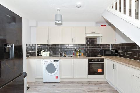 3 bedroom end of terrace house for sale, Broadlands Drive, Walderslade, Chatham, Kent