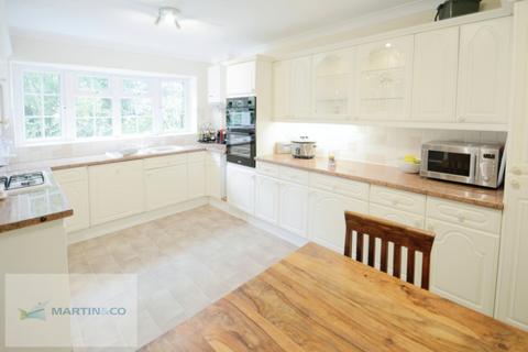 3 bedroom terraced house to rent, Hawthorne Lodge, Ashley Road