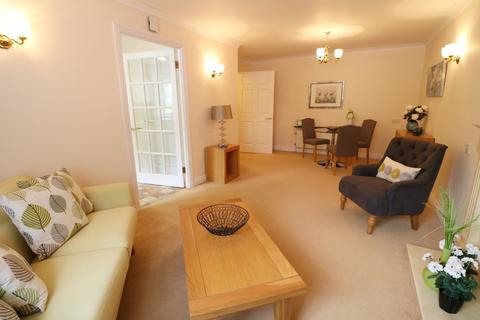 2 bedroom ground floor flat for sale - Deerhurst Court, Solihull