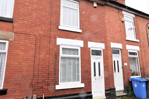 3 bedroom terraced house to rent, Spring Street, Derby