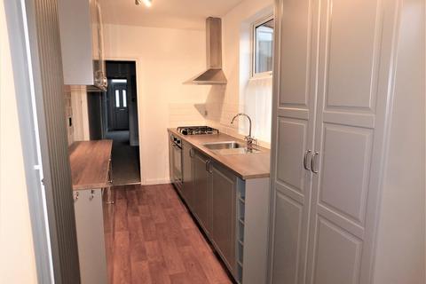 3 bedroom terraced house to rent, Spring Street, Derby