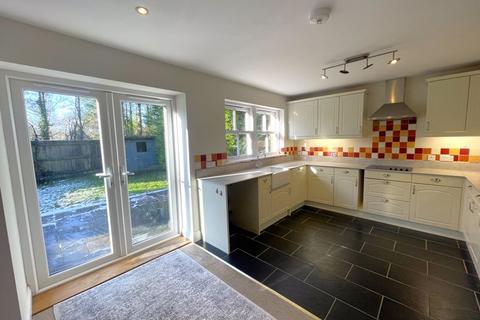 3 bedroom house to rent, 2 Maycroft Place, Mayfield