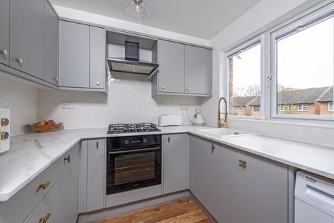29 Brangwyn Crescent, London, SW19 2UA