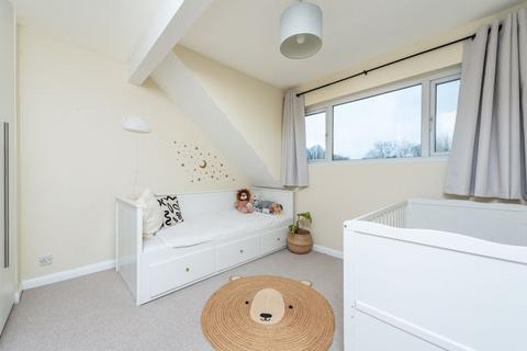 29 Brangwyn Crescent, London, SW19 2UA