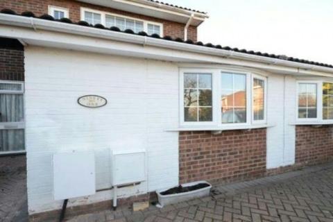 Leighton Court Copperdale Close Earley Reading Rg6 5sg 2 Bed