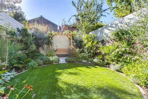 2 bedroom flat to rent, Ongar Road, Fulham, London
