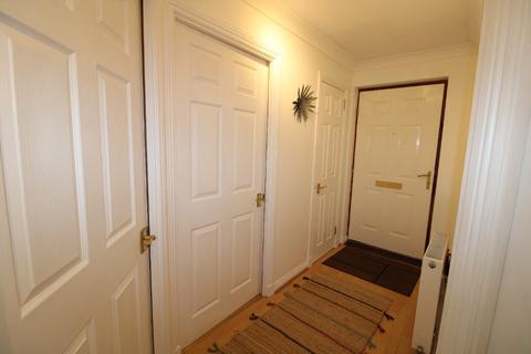 2 bedroom flat to rent, High Station Court, Falkirk, FK1