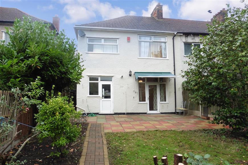 Eastern Avenue, Gants Hill, Ilford, Essex 3 bed terraced house £495,000