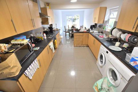 6 bedroom terraced house to rent, London Road, Reading