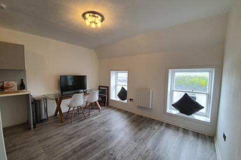1 bedroom apartment to rent, Bread Street, Penzance