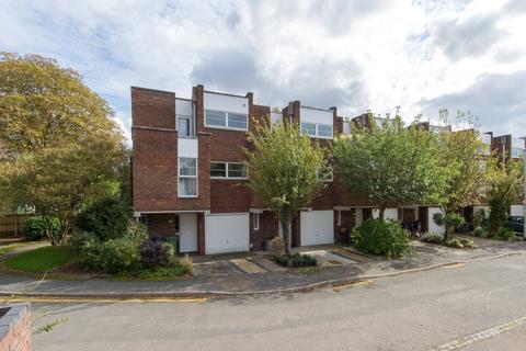 undefined, St Marks Court, Cambridge, Cambridgeshire