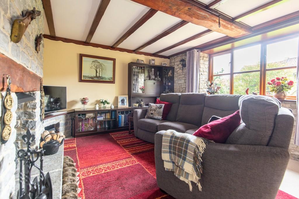 Broad Street, Charlton Adam 3 bed barn conversion £379,950
