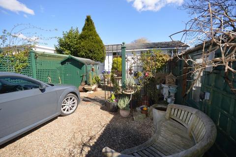 3 bedroom property for sale, Taggs Island, Hampton