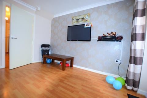 undefined, Old Manor Road, Southall