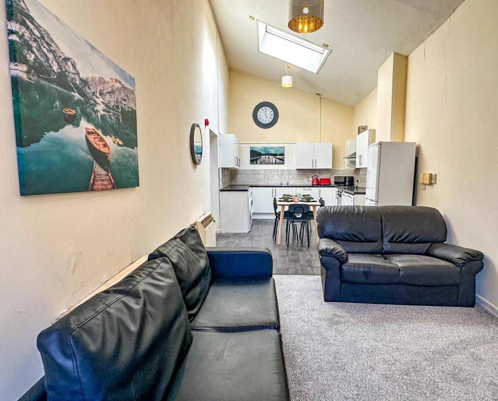Gibbon Lane, Plymouth PL4 6 bed semidetached bungalow to rent £3,380