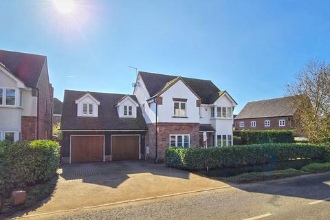 5 bedroom detached house for sale, Shefford Road, Clophill, Bedfordshire, MK45