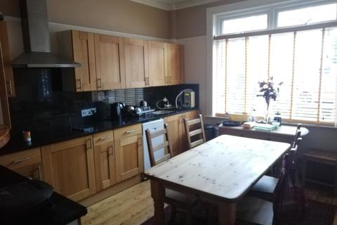 1 bedroom in a house share to rent - De La Warr Road, East Grinstead