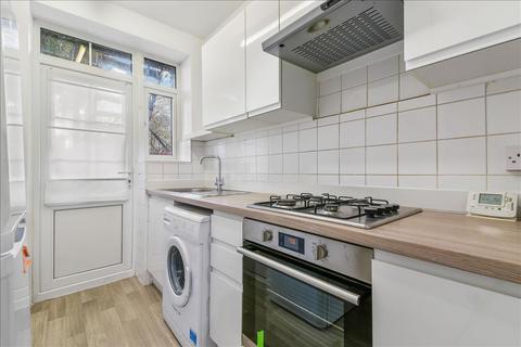 2 bedroom flat to rent, Orford Court, Elmcourt Road, Tulse Hill, London, SE27