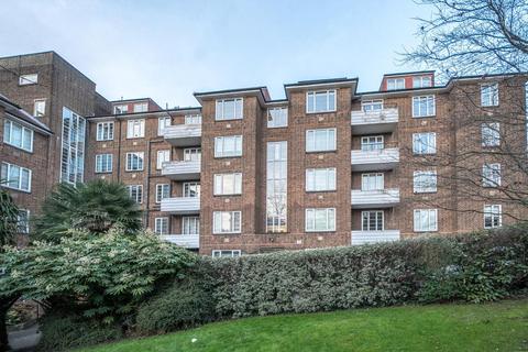 undefined, Finchley Road,  London,  NW3