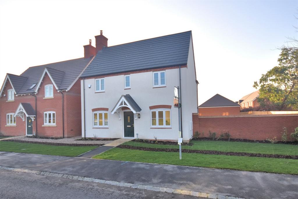 Montague Place, Worlds End Lane, Weston Turville, Buckinghamshire 3 bed