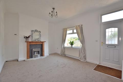 2 bedroom terraced house to rent, Clarence Gardens, Crook