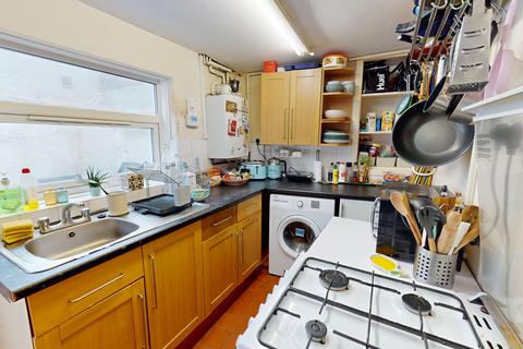 2 bedroom terraced house to rent, Albion Street, City Centre, Brighton, BN2