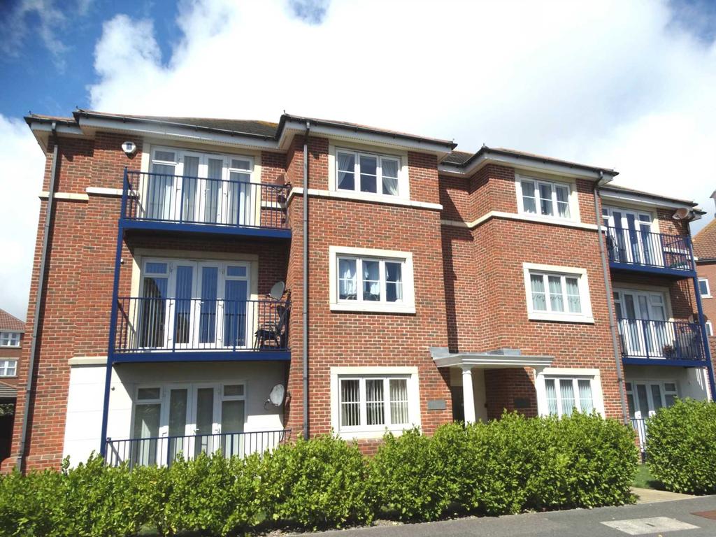 Santa Cruz Drive, Eastbourne 2 bed apartment £199,950