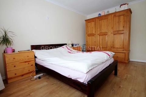 2 bedroom flat to rent - Maple Court, Acacia Grove, New Malden