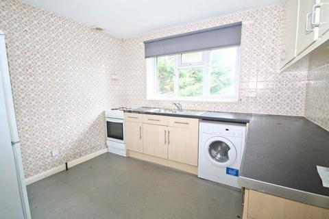 2 bedroom flat to rent, Maple Court, Acacia Grove, New Malden