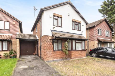 4 bedroom detached house to rent, Slough,  Berkshire,  SL1