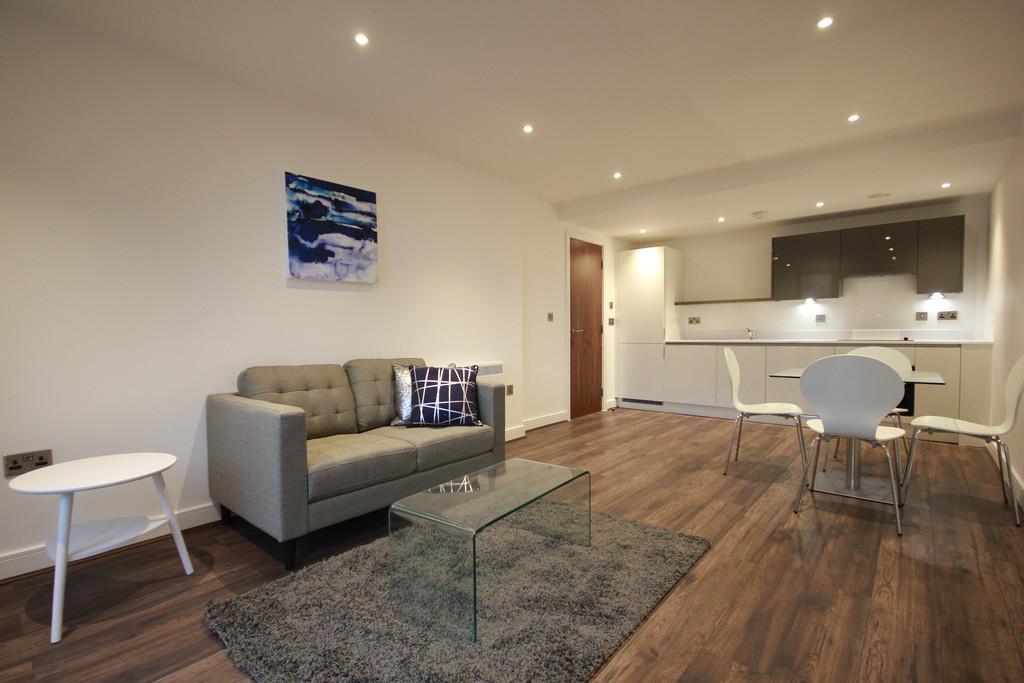 Apartment in Birmingham, West Midlands - View 4