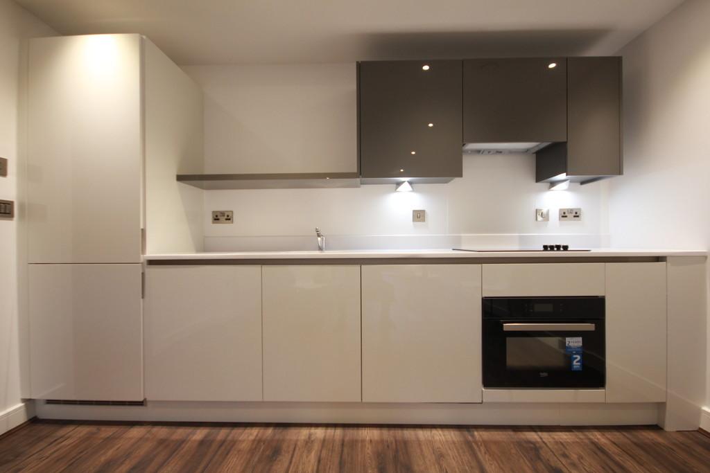 Apartment in Birmingham, West Midlands - View 5