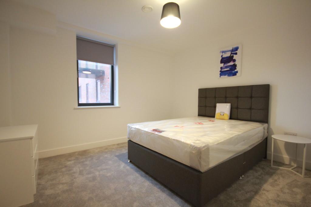 Apartment in Birmingham, West Midlands - More