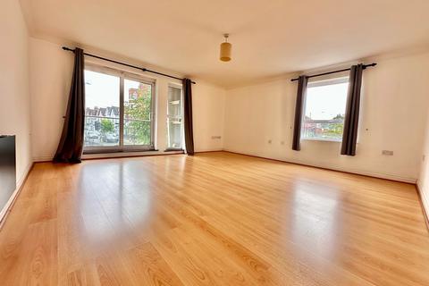 2 bedroom apartment to rent, Wightman Road, Harringay N8
