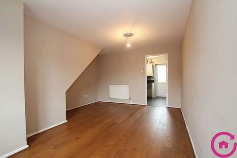 2 bedroom end of terrace house to rent, The Greenings, Cheltenham GL51