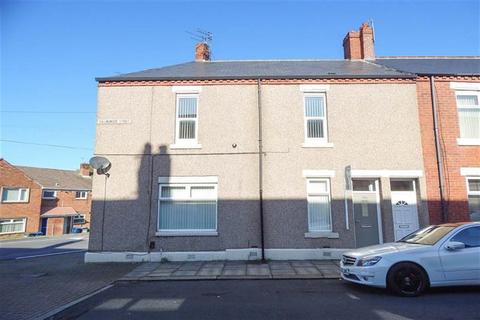 2 bedroom flat to rent, Collingwood Street, South Shields