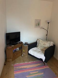 2 bedroom flat to rent, Flat 6, Old Lansdowne Road, West Didsbury