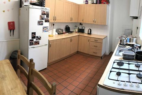 3 bedroom terraced house to rent, Ladybarn Lane, Fallowfield