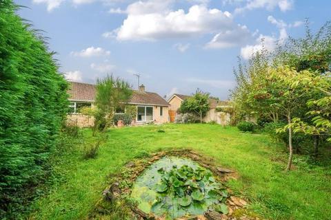 3 bedroom semi-detached bungalow to rent, Bledington,  Oxfordshire,  OX7