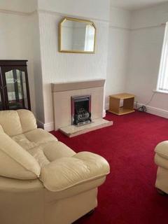 4 bedroom semi-detached house to rent, Stephens Road, Withington